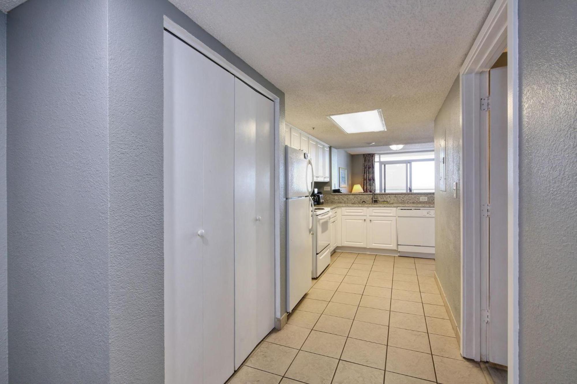 1604 N Ocean Blvd, 0906 - Ocean Front Sleeps 8 Villa Myrtle Beach Exterior photo